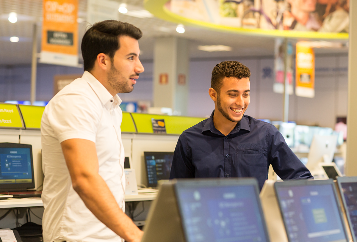 Afbeelding | Leidinggevende, medewerker, team